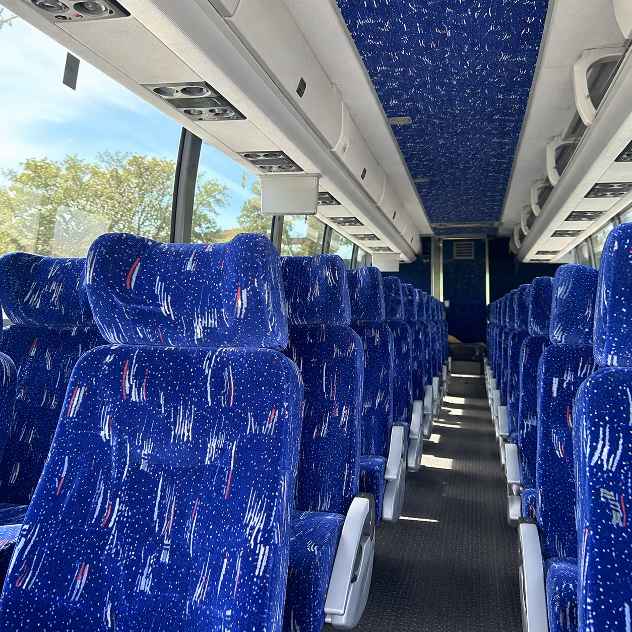 alvin book charter bus rentals for corporate travel in alvin