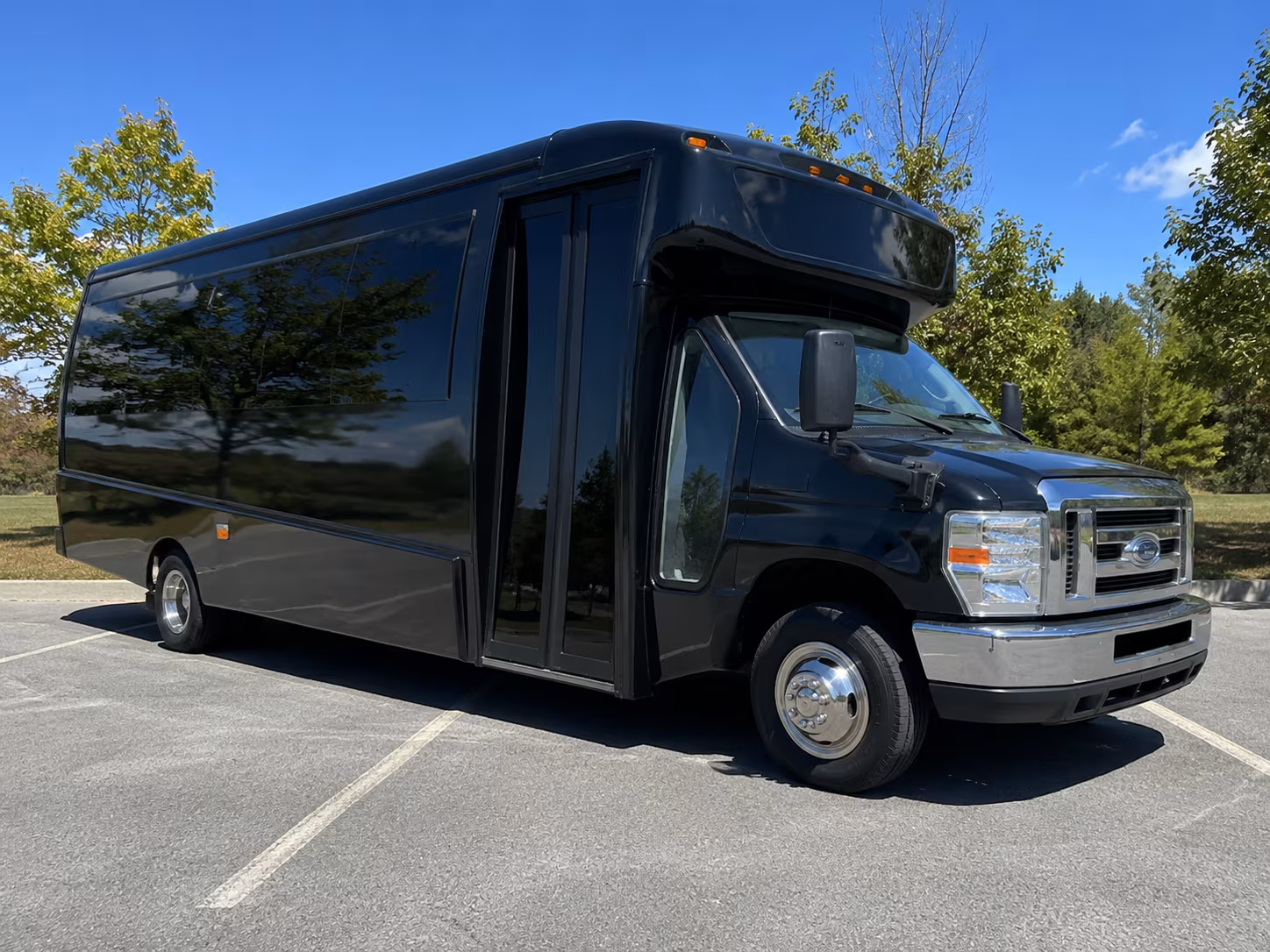 alvin charter bus rentals for airport transfers
