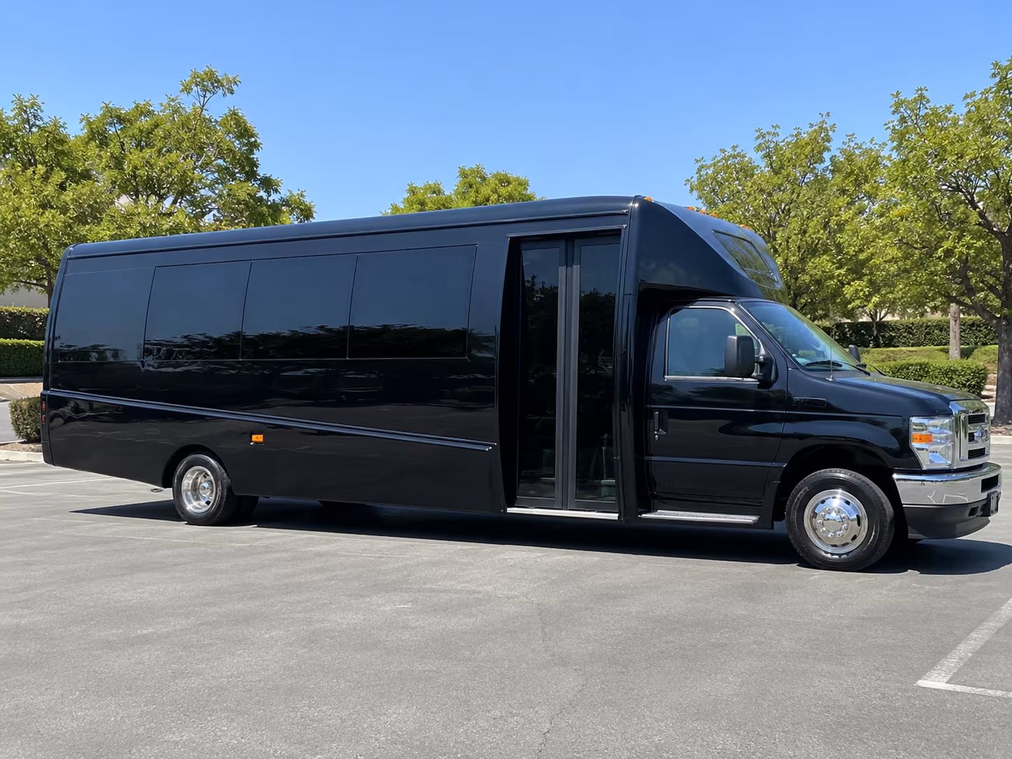 alvin flexible charter bus rentals for alvin wine tour groups