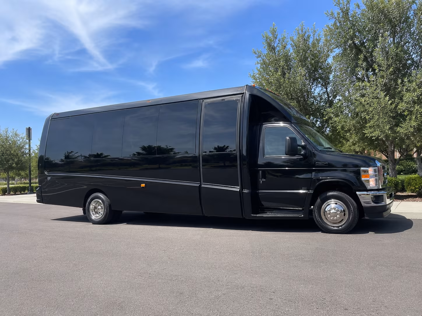 bachelorette parties and night out transportation on the strand
