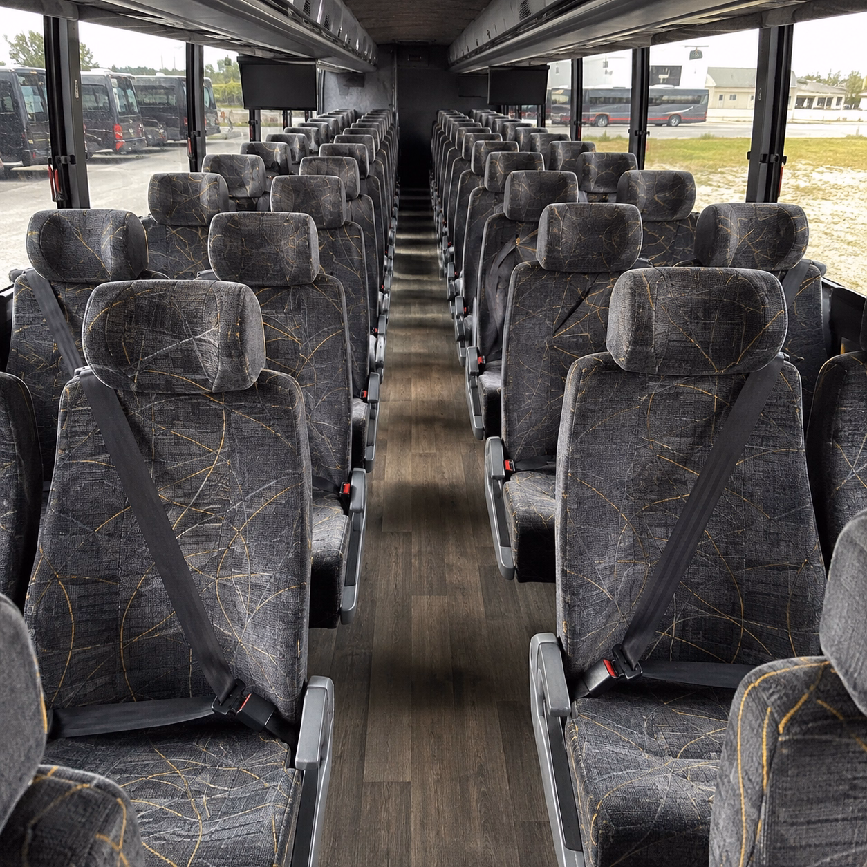 easy transportation to houston concerts at toyota center and daikin park