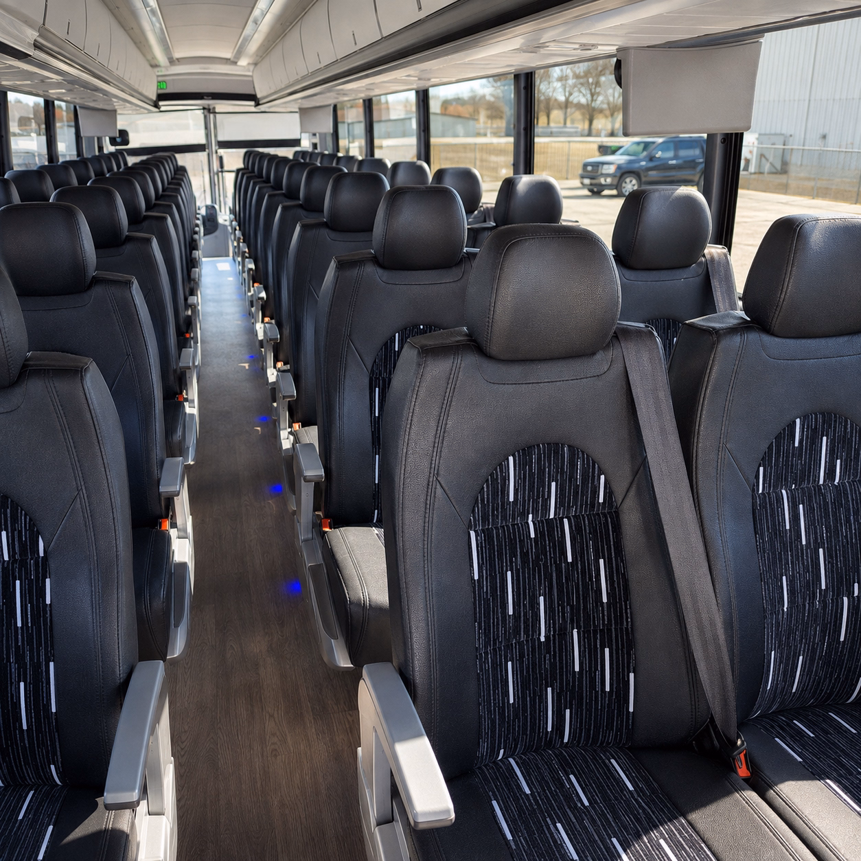 la marque private charter bus event transportation services